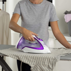 Morphy Richards 302000 Turbo Glide Steam Iron