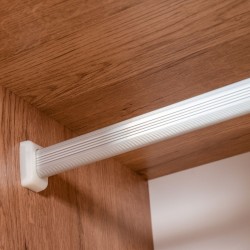 Built In Closet Red Oak With 2 Hanger 800