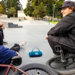 JBL CHARGE 6 PORTABLE SPEAKER BLUE