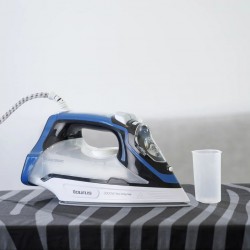 Taurus STI3001 Fiji 3000 Ceramic Steam Iron 918975000