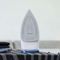 Taurus STI3001 Fiji 3000 Ceramic Steam Iron 918975000