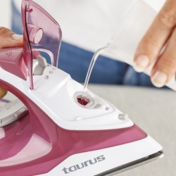 Taurus STI2401 Creta 2400 Steam Iron 918157000