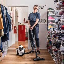 Karcher VC 3 2YW Vacuum Cleaner - 11980530 "O"