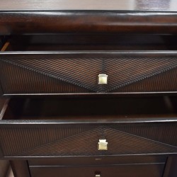 Audora Chest of 5 drawers