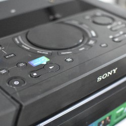 Sony HCDSHAKEX10D Home Music System