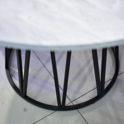 Alyson Table Round and 4 Chairs