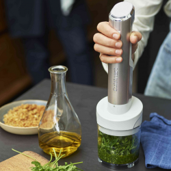 Cuisinart RHB100E Cordless Sil 2YW H/Blender With 3 Accs "O"