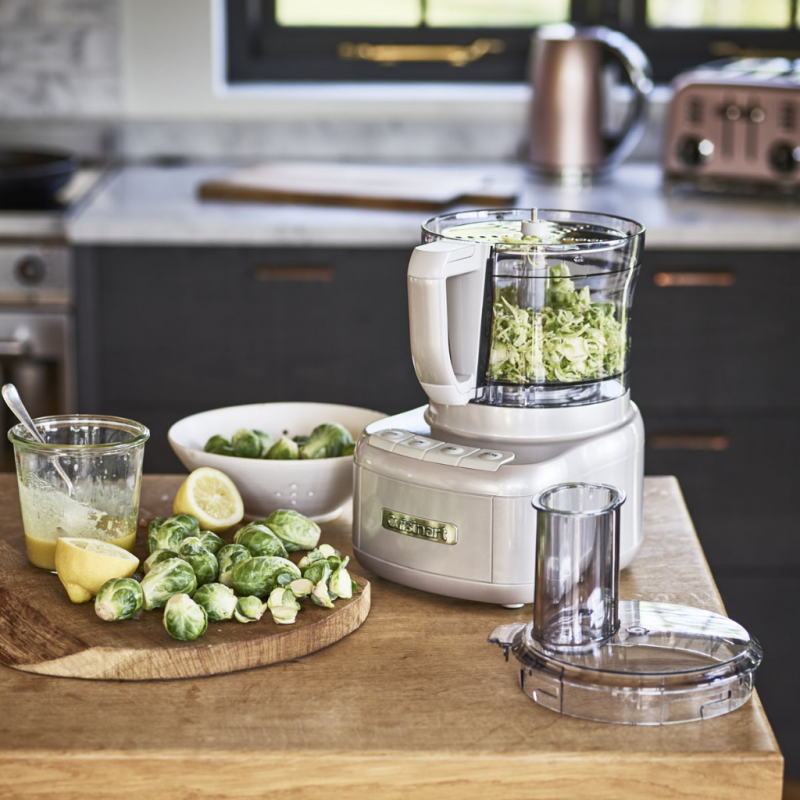Cusinart FP8SE 5YW Compact Food Processor "O"