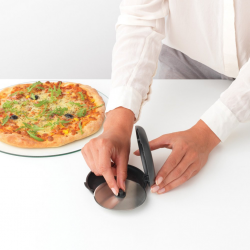 Brabantia 123009 TASTY+ Dark Grey Pizza Cutter + Blade Guard 5YW "O"