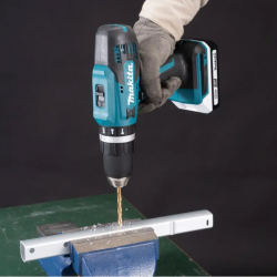 Makita HP488DWE 13MM Cordless Percussion Driver Drill