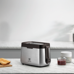 Electrolux EAT5300 S/S Blk Toaster 2YW "O"