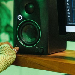 Mackie 2056263-01 CR8BT 8'' Powered Studio Monitors