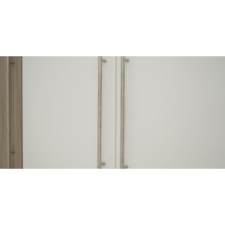 Latonia Bedroom Set Swan & White
