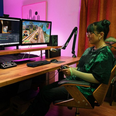 Mackie 2056263-01 CR8BT 8'' Powered Studio Monitors