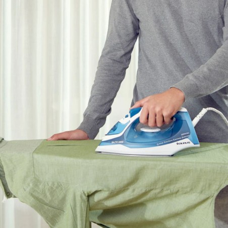 Taurus Baltic 2200W Ceramic Steam Iron - 918977000