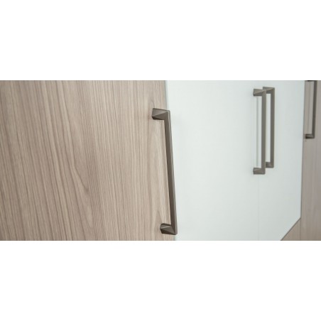 Latonia Bedroom Set Swan & White