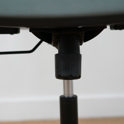 Nia Low Back Office Chair Grey Color