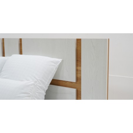 Tessa Bed 180x200 cm MDF Off White & Oak