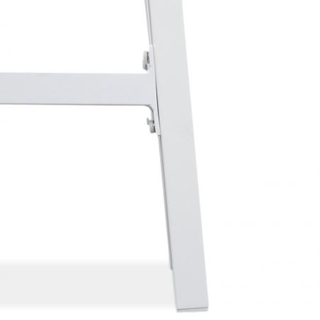 Matzo Bar Table With 4 Bar Stools Matte White